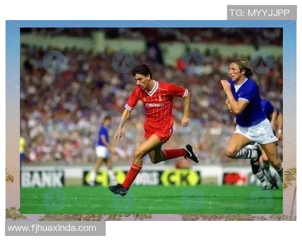 足球明星博鲁奇的传奇之路与球场背后的故事揭秘